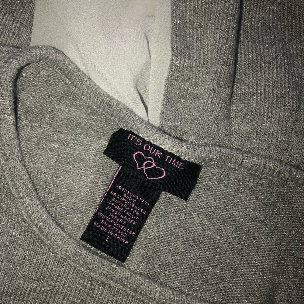 Gray Top - Picture 5 of 5